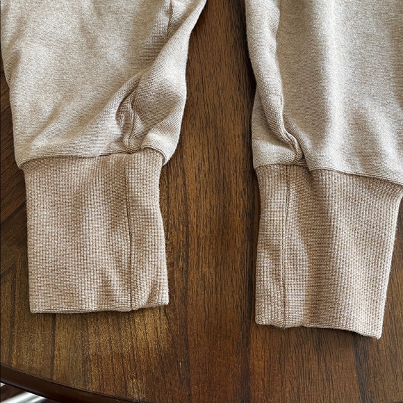 Varley Joggers - Picture 3 of 8